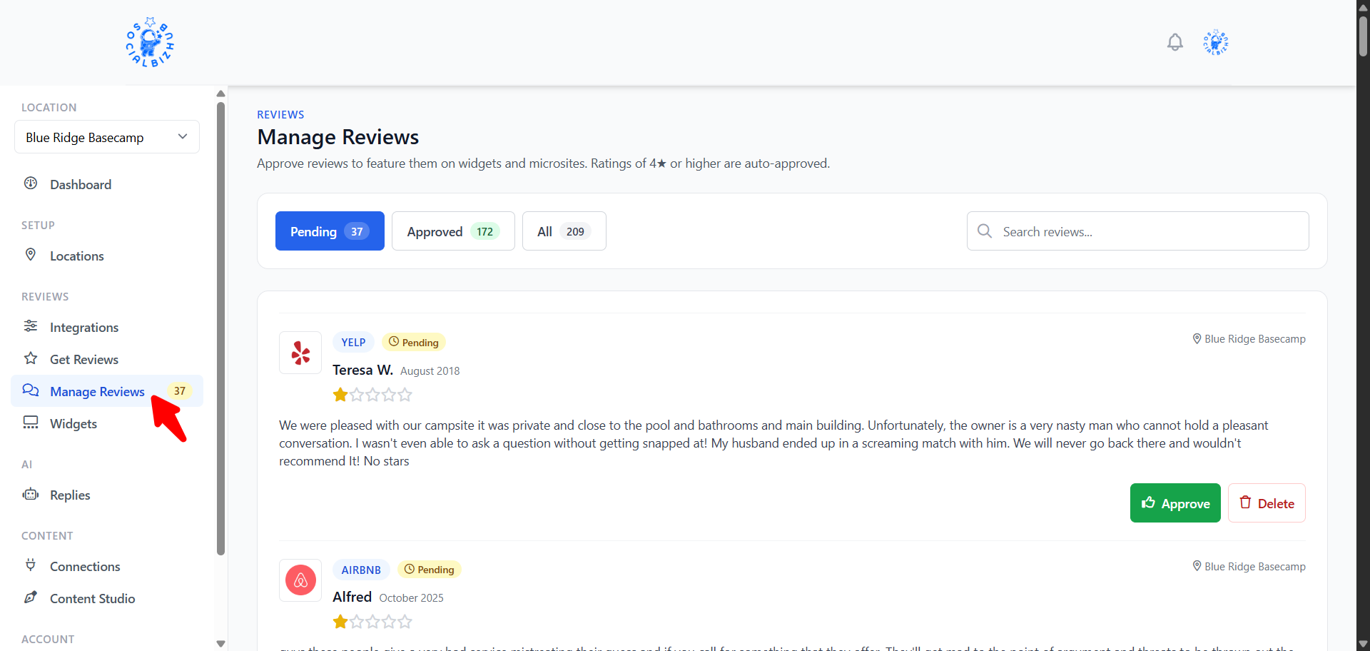 Manage Reviews with Pending, Approved, and All tabs